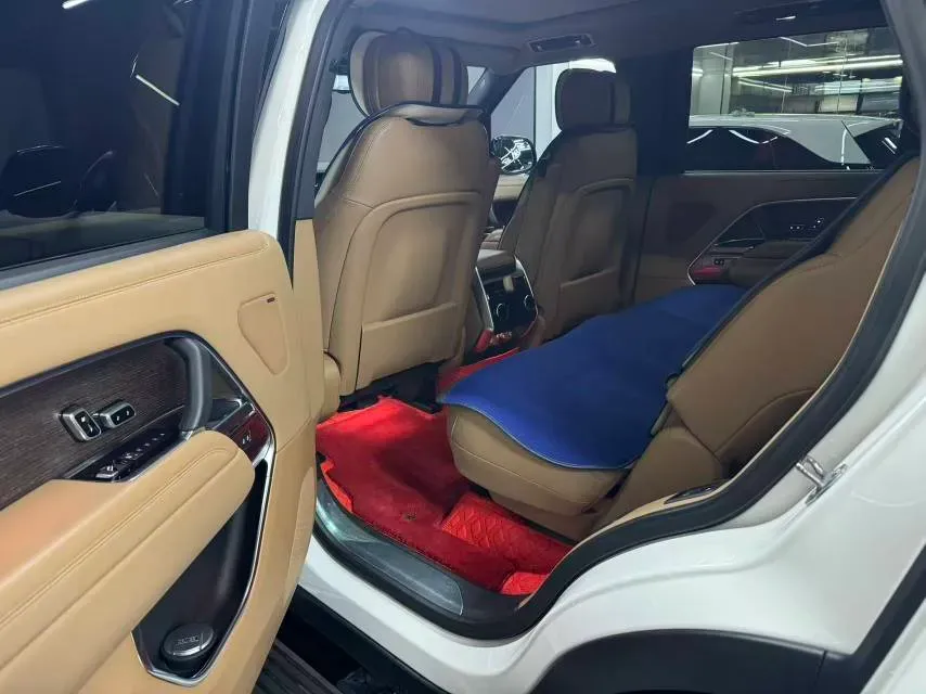 2024 Land Rover Range Rover 3.0T 400HP L6 8AT,autocango,china used car exporter,china ev exporter,chinese used car exporter,chinese used ev exporter