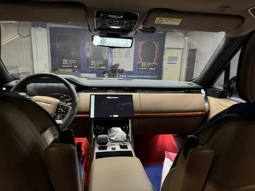 2024 Land Rover Range Rover 3.0T 400HP L6 8AT,autocango,china used car exporter,china ev exporter,chinese used car exporter,chinese used ev exporter