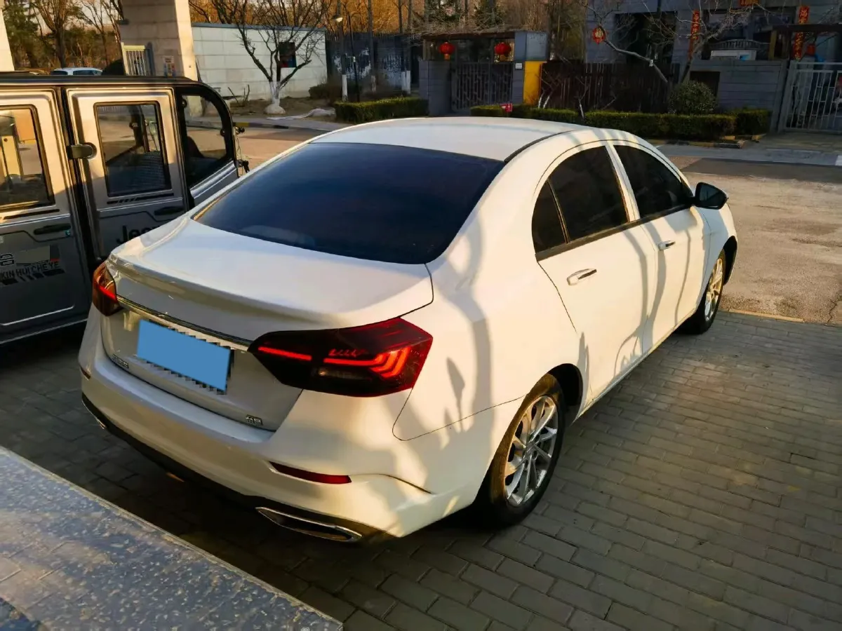 2021 Geely Emgrand 1.5L 109HP L4 CVT,autocango,china used car exporter,china ev exporter,chinese used car exporter,chinese used ev exporter
