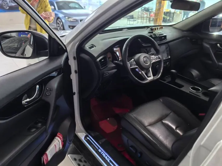 2023 Nissan X-Trail 2.0L 151HP L4 CVT,autocango,china used car exporter,china ev exporter,chinese used car exporter,chinese used ev exporter