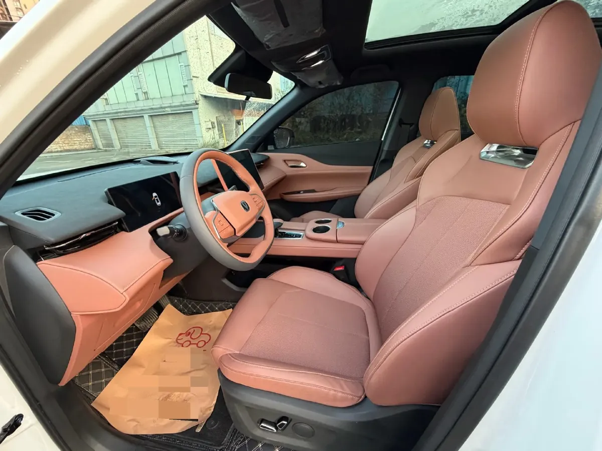 2025 ChangAn UNI-Z 1.5T 188HP L4 7DCT,autocango,china used car exporter,china ev exporter,chinese used car exporter,chinese used ev exporter