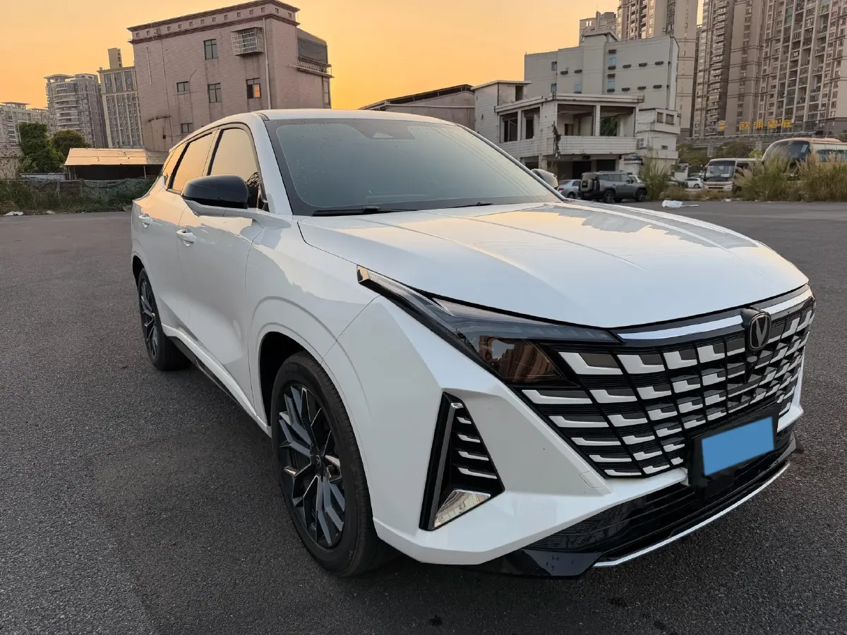 2025 ChangAn UNI-Z 1.5T 188HP L4 7DCT,autocango,china used car exporter,china ev exporter,chinese used car exporter,chinese used ev exporter