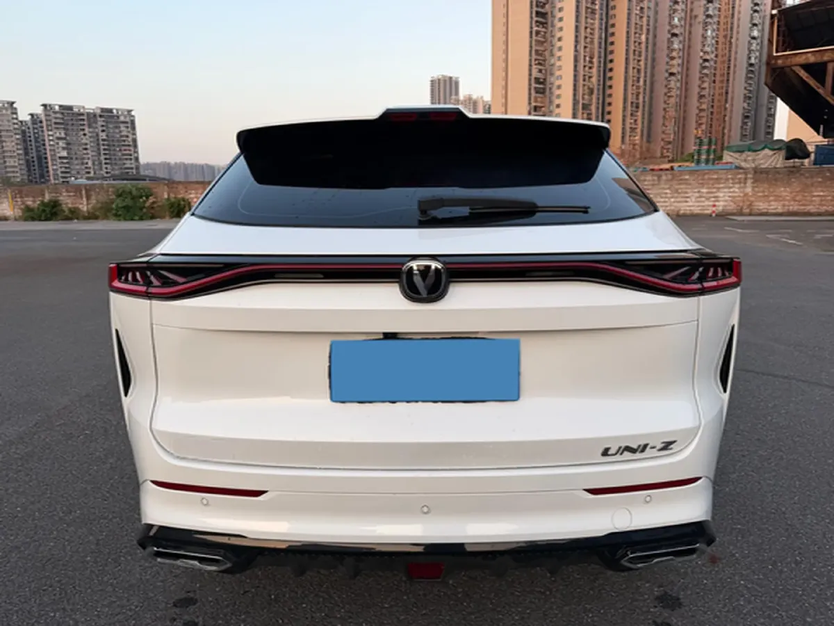 2025 ChangAn UNI-Z 1.5T 188HP L4 7DCT,autocango,china used car exporter,china ev exporter,chinese used car exporter,chinese used ev exporter