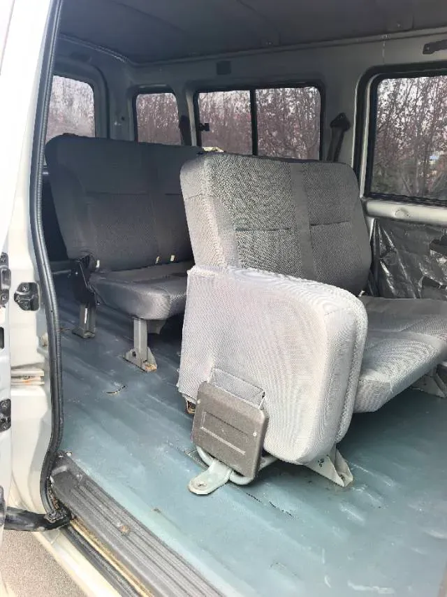 2017 WuLing RongGuang 1.5L 107HP L4 5MT,autocango,china used car exporter,china ev exporter,chinese used car exporter,chinese used ev exporter