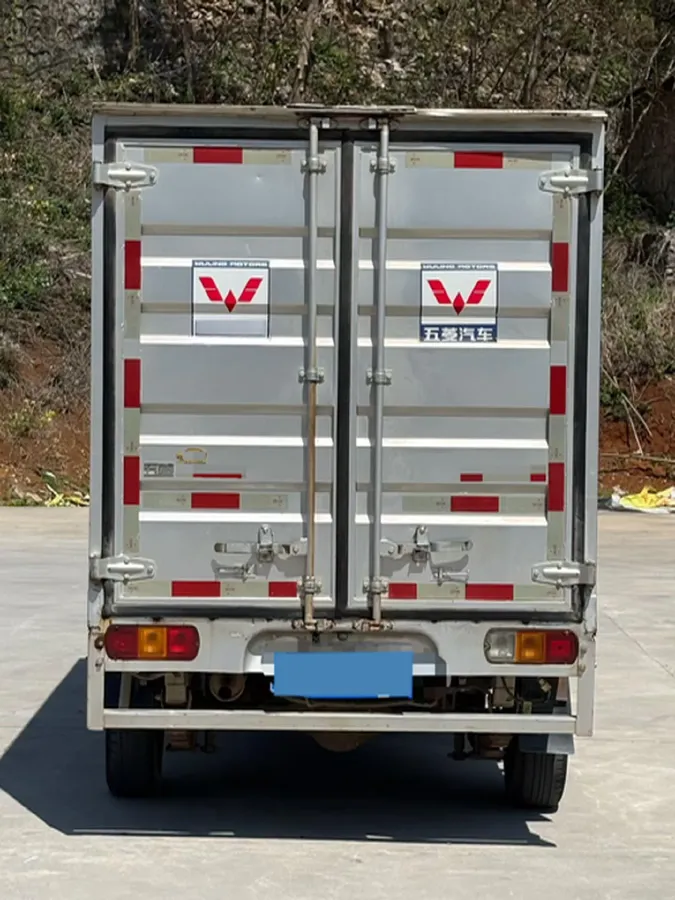 2021 WuLing RongGuang Mini Truck 1.5L 99HP L4 5MT,autocango,china used car exporter,china ev exporter,chinese used car exporter,chinese used ev exporter