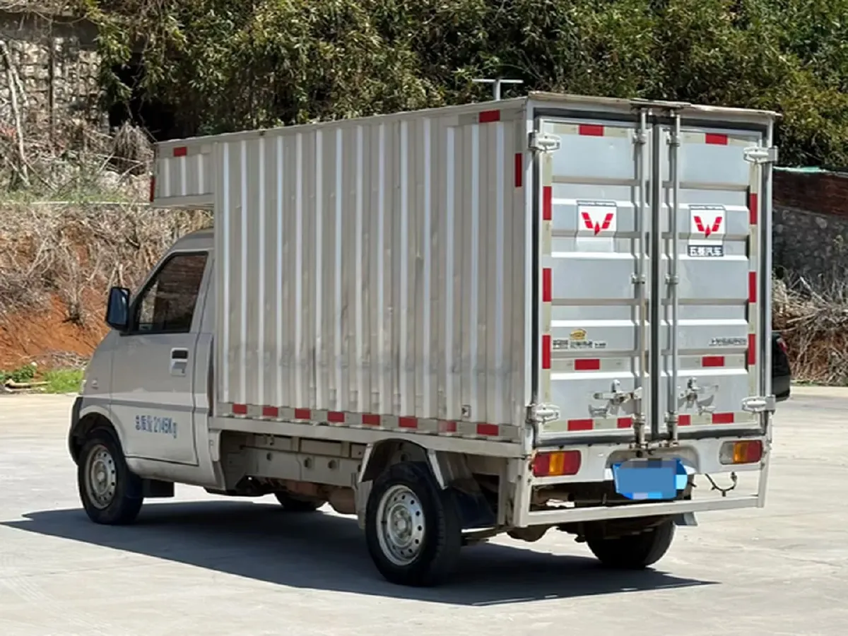 2021 WuLing RongGuang Mini Truck 1.5L 99HP L4 5MT,autocango,china used car exporter,china ev exporter,chinese used car exporter,chinese used ev exporter