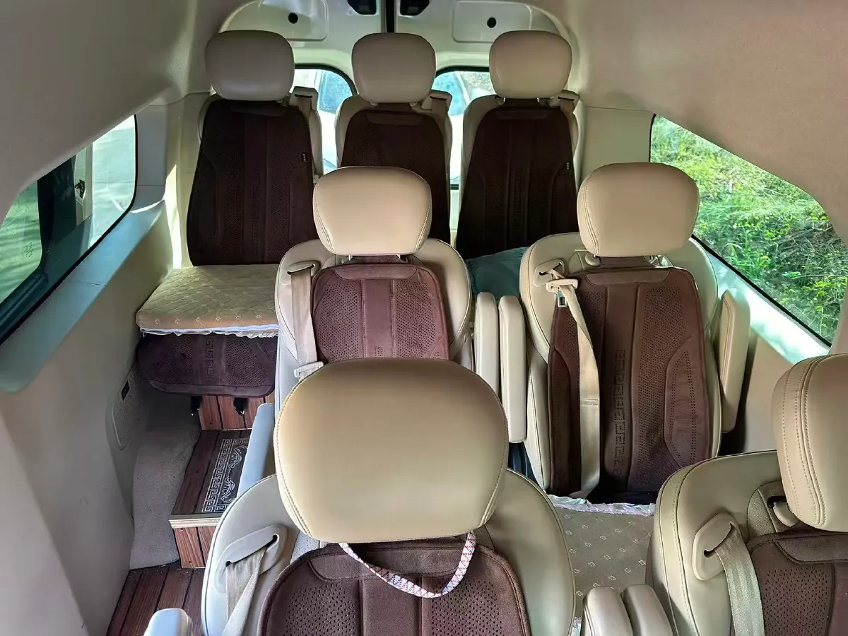 2024 Volvo XC40 2.0T 163HP L4 7DCT,autocango,china used car exporter,china ev exporter,chinese used car exporter,chinese used ev exporter