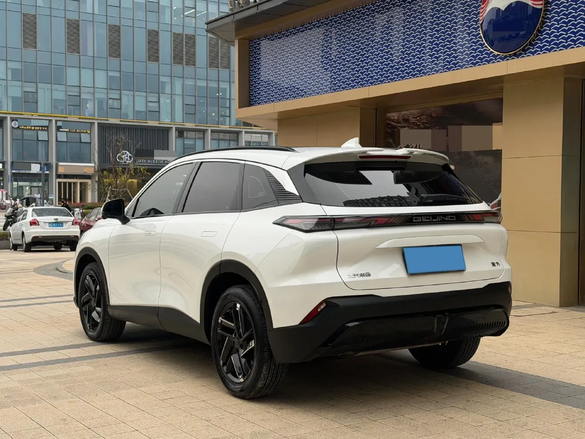 2022 BeiJing Auto Rubik 1.5T 188HP L4 7DCT,autocango,china used car exporter,china ev exporter,chinese used car exporter,chinese used ev exporter