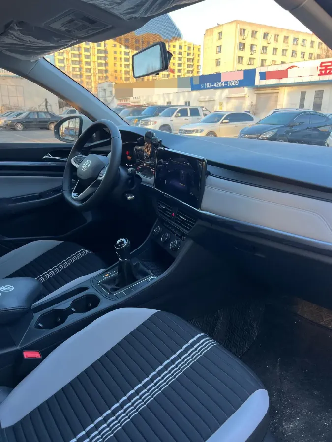 2024 Volkswagen Bora 1.2T 116HP L4 5MT,autocango,china used car exporter,china ev exporter,chinese used car exporter,chinese used ev exporter