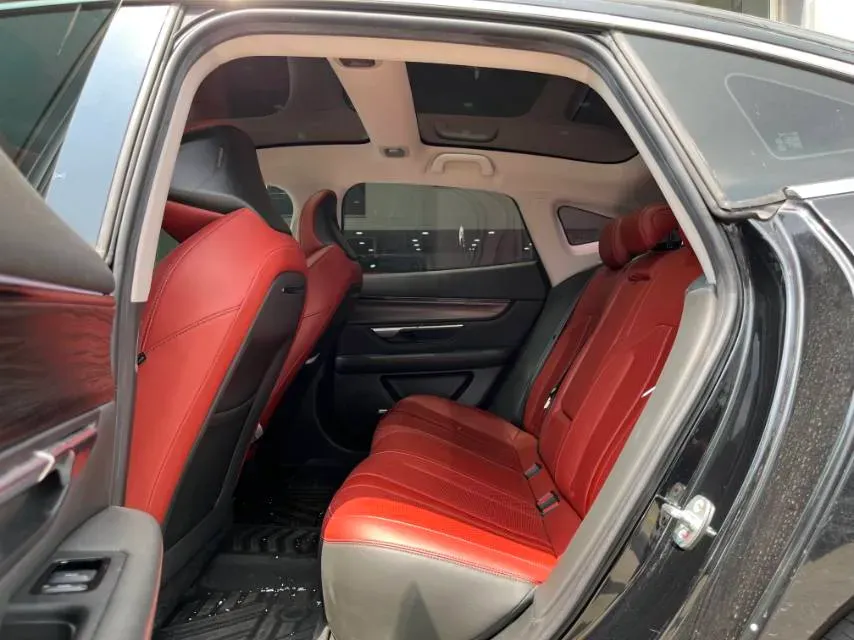 2020 DS 7 1.6T 215HP L4 8AT,autocango,china used car exporter,china ev exporter,chinese used car exporter,chinese used ev exporter