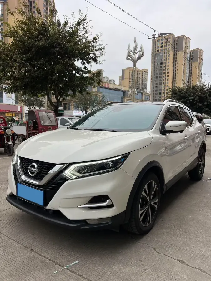 2022 Nissan Qashqai 2.0L 151HP L4 CVT,autocango,china used car exporter,china ev exporter,chinese used car exporter,chinese used ev exporter