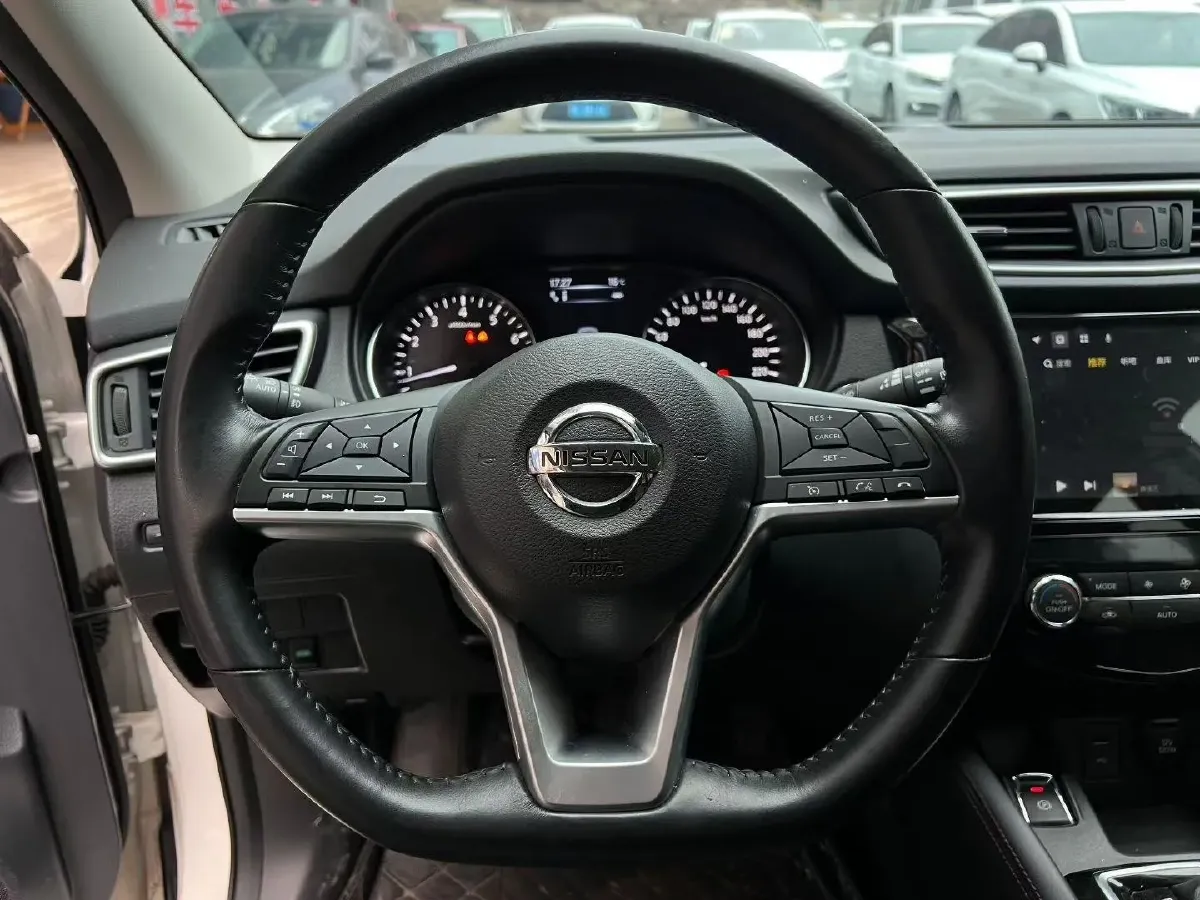 2022 Nissan Qashqai 2.0L 151HP L4 CVT,autocango,china used car exporter,china ev exporter,chinese used car exporter,chinese used ev exporter