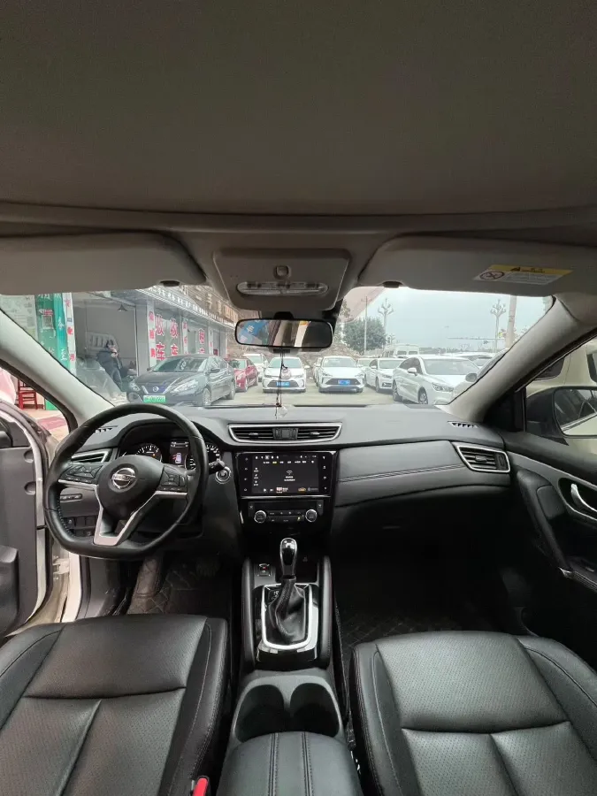 2022 Nissan Qashqai 2.0L 151HP L4 CVT,autocango,china used car exporter,china ev exporter,chinese used car exporter,chinese used ev exporter