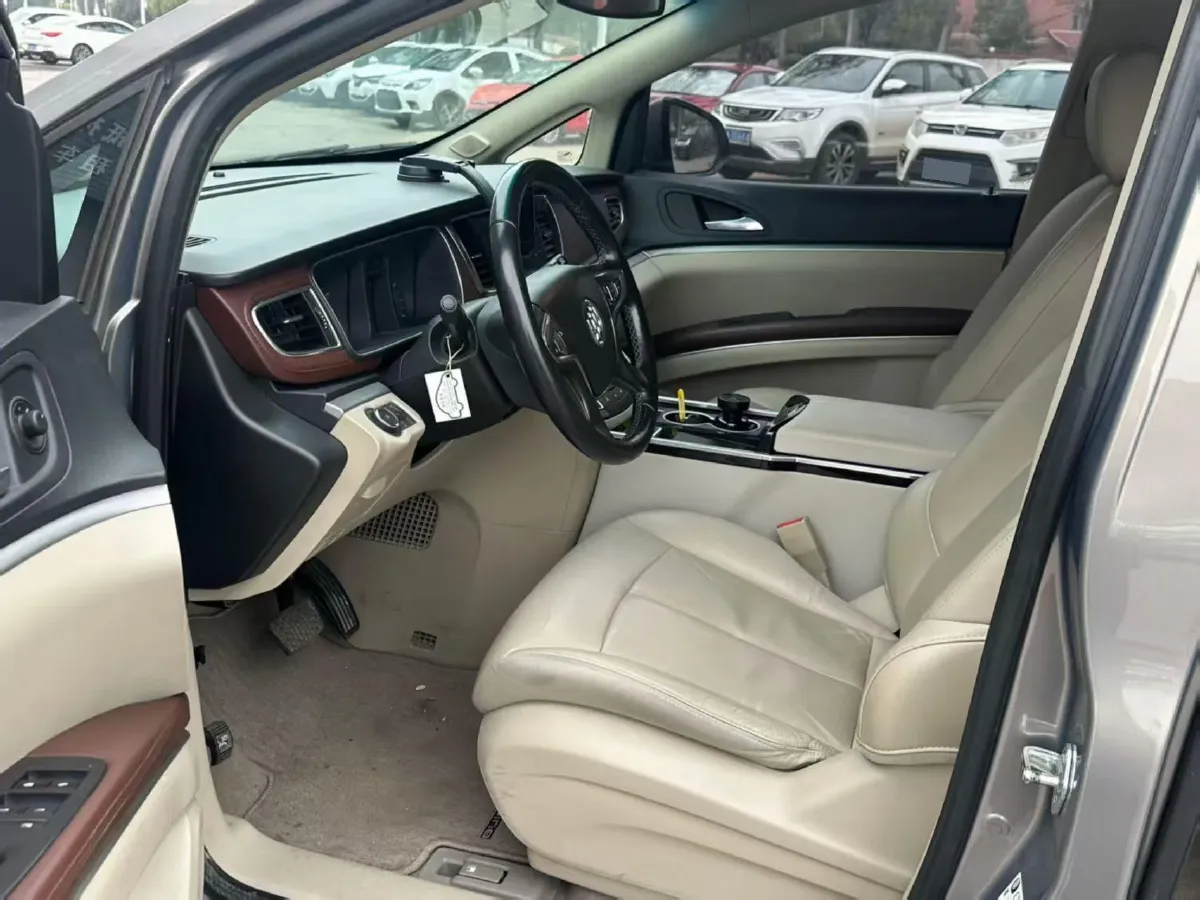 2018 Buick GL8 2.0T 260HP L4 6AT,autocango,china used car exporter,china ev exporter,chinese used car exporter,chinese used ev exporter