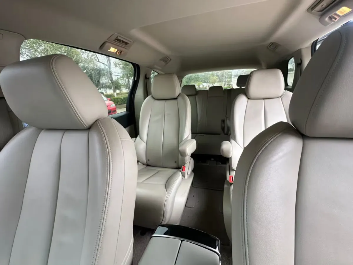 2018 Buick GL8 2.0T 260HP L4 6AT,autocango,china used car exporter,china ev exporter,chinese used car exporter,chinese used ev exporter