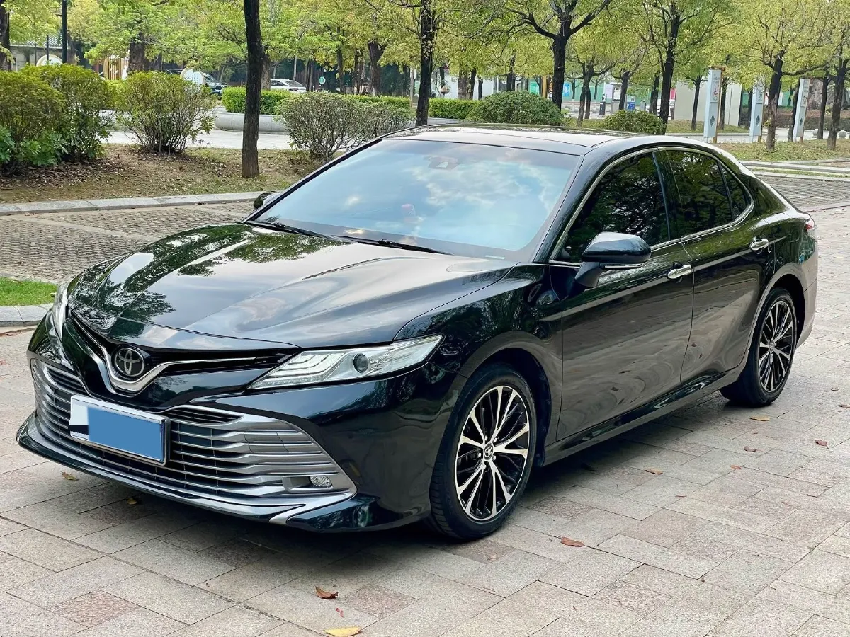 2019 Toyota Camry 2.5L 209HP L4 8AT,autocango,china used car exporter,china ev exporter,chinese used car exporter,chinese used ev exporter