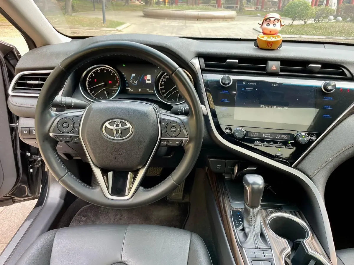 2019 Toyota Camry 2.5L 209HP L4 8AT,autocango,china used car exporter,china ev exporter,chinese used car exporter,chinese used ev exporter