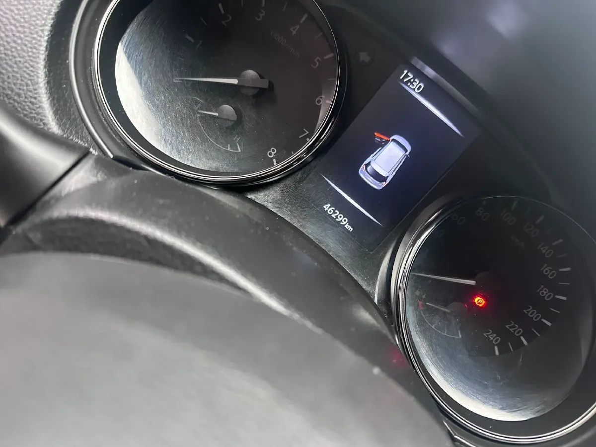 2020 Nissan X-Trail 2.0L 154HP L4 CVT,autocango,china used car exporter,china ev exporter,chinese used car exporter,chinese used ev exporter