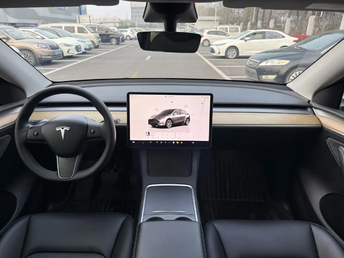 2022 Tesla Model Y BEV 60KWH,autocango,china used car exporter,china ev exporter,chinese used car exporter,chinese used ev exporter