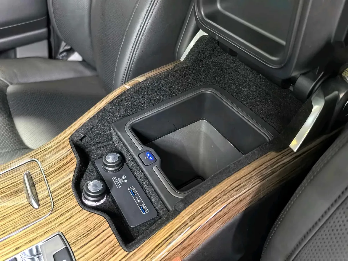 2019 Land Rover Range Rover 3.0T 381HP V6 8AT,autocango,china used car exporter,china ev exporter,chinese used car exporter,chinese used ev exporter