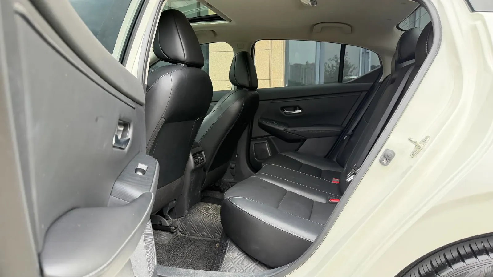 2022 Nissan Sylphy 1.6L 135HP L4 CVT,autocango,china used car exporter,china ev exporter,chinese used car exporter,chinese used ev exporter