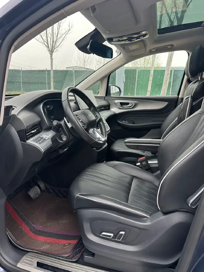 2021 Roewe iMAX8 2.0T 234HP L4 8AT,autocango,china used car exporter,china ev exporter,chinese used car exporter,chinese used ev exporter