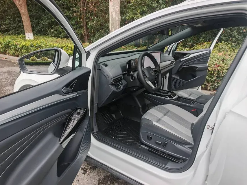 2025 Skoda Superb 2.0T 186HP L4 7DCT,autocango,china used car exporter,china ev exporter,chinese used car exporter,chinese used ev exporter