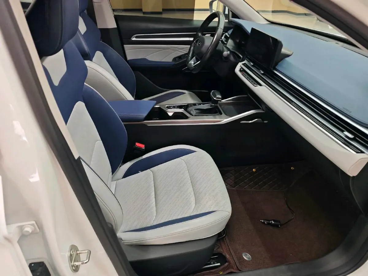 2022 Geely Emgrand 1.5L 114HP L4 CVT,autocango,china used car exporter,china ev exporter,chinese used car exporter,chinese used ev exporter