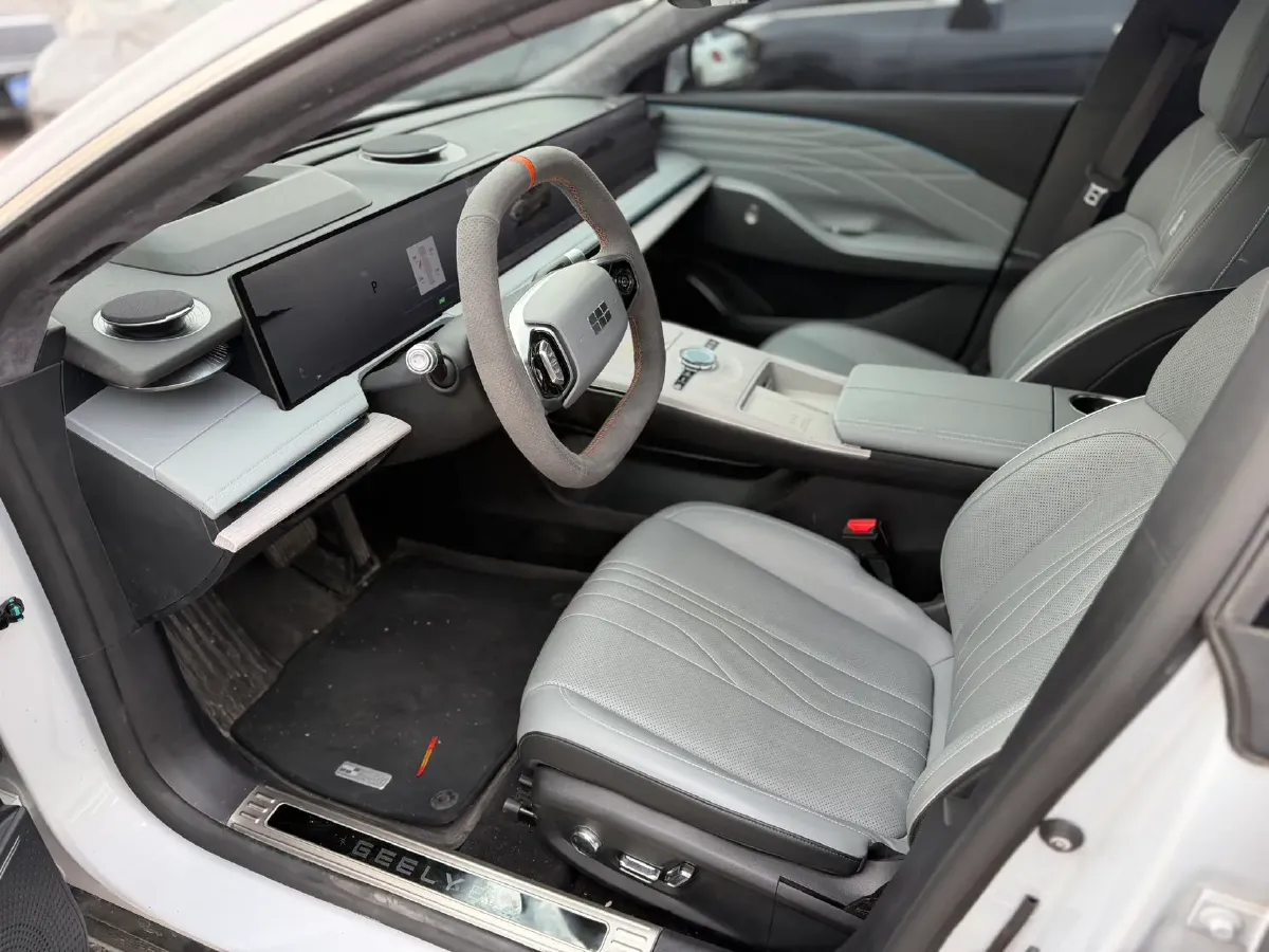 2024 Geely Galaxy E8 BEV 62KWH,autocango,china used car exporter,china ev exporter,chinese used car exporter,chinese used ev exporter