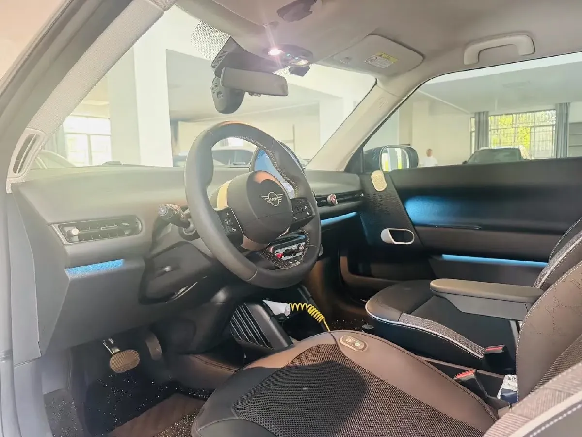 2024 MINI COOPER BEV 51.5KWH,autocango,china used car exporter,china ev exporter,chinese used car exporter,chinese used ev exporter