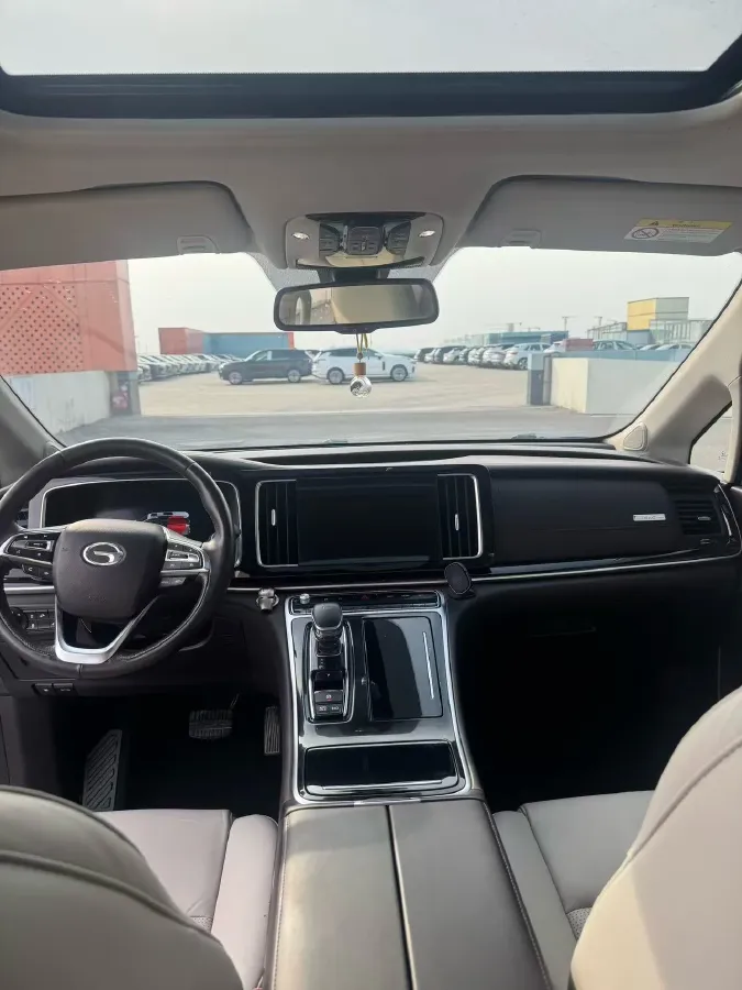 2021 GAC Trumpchi M8 2.0T 252HP L4 8AT,autocango,china used car exporter,china ev exporter,chinese used car exporter,chinese used ev exporter