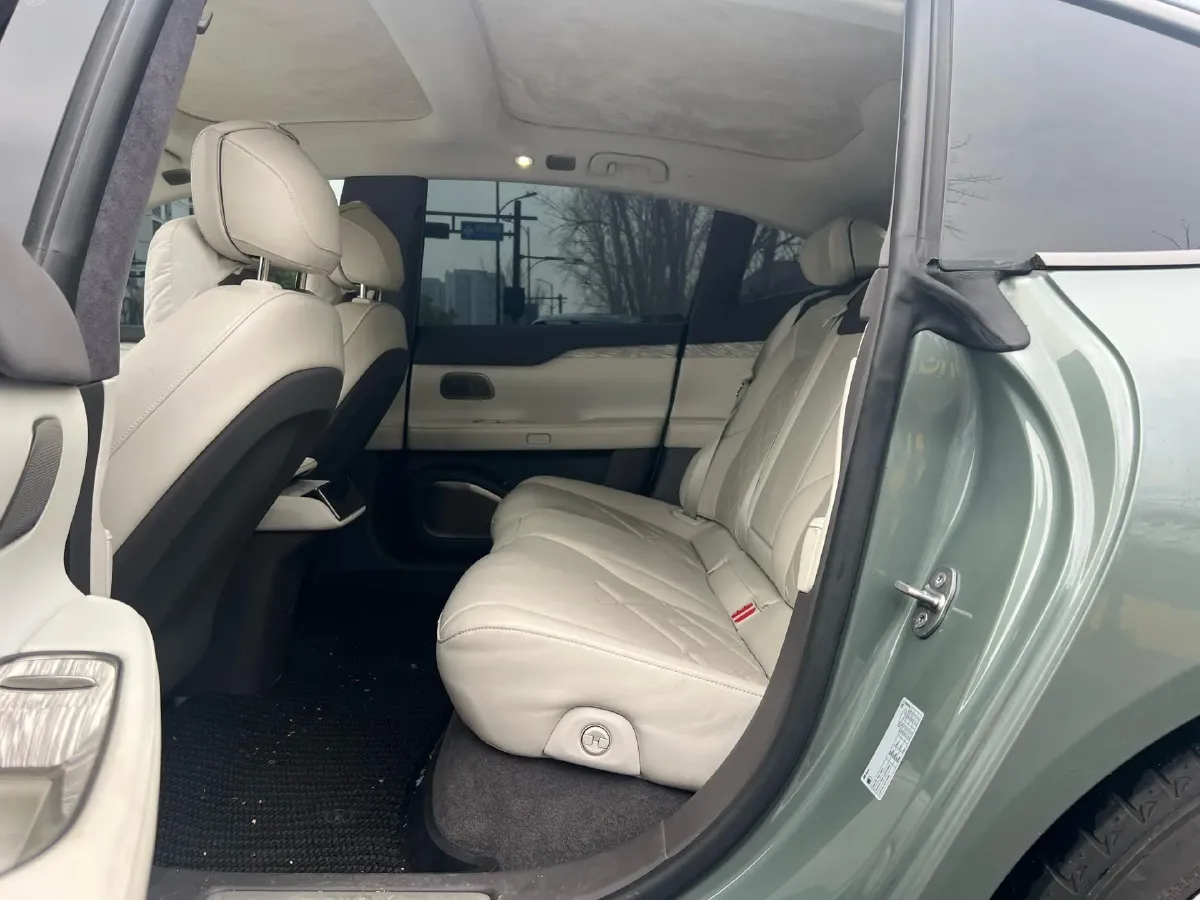 2021 Volkswagen ID.6 Crozz BEV 84.8KWH,autocango,china used car exporter,china ev exporter,chinese used car exporter,chinese used ev exporter