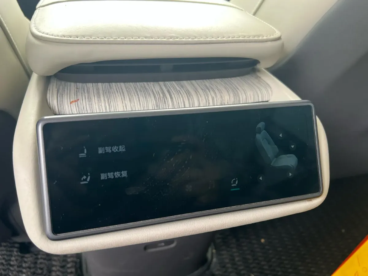 2021 Volkswagen ID.6 Crozz BEV 84.8KWH,autocango,china used car exporter,china ev exporter,chinese used car exporter,chinese used ev exporter