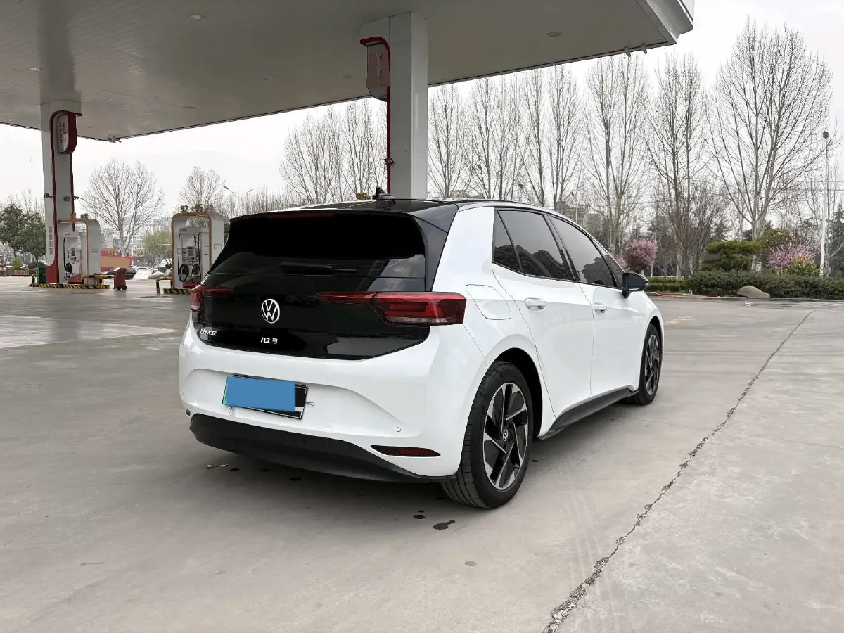 2024 Volkswagen ID.3 BEV 52.8KWH,autocango,china used car exporter,china ev exporter,chinese used car exporter,chinese used ev exporter