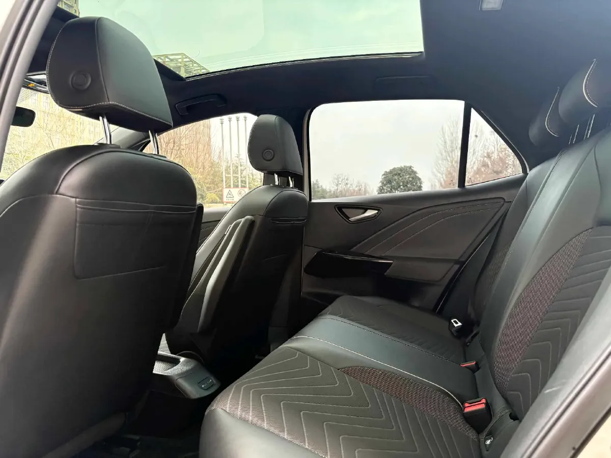 2024 Volkswagen ID.3 BEV 52.8KWH,autocango,china used car exporter,china ev exporter,chinese used car exporter,chinese used ev exporter