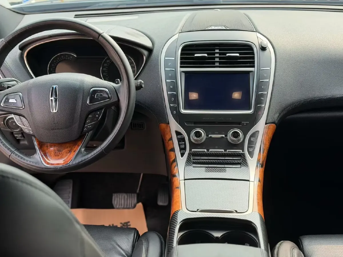 2017 Lincoln MKX 2.7T 340HP V6 6AT,autocango,china used car exporter,china ev exporter,chinese used car exporter,chinese used ev exporter