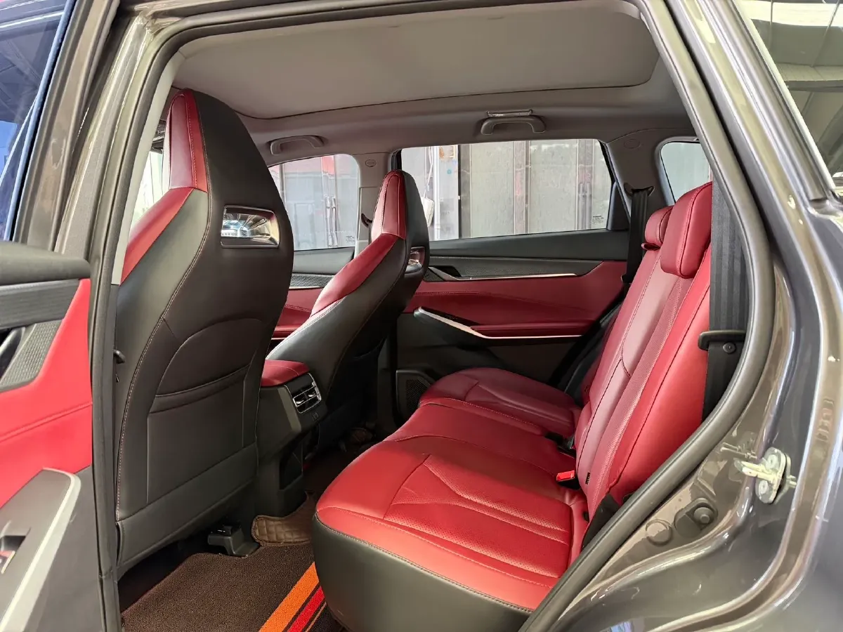 2023 ChangAn CS75 Plus 1.5T 188HP L4 8AT,autocango,china used car exporter,china ev exporter,chinese used car exporter,chinese used ev exporter