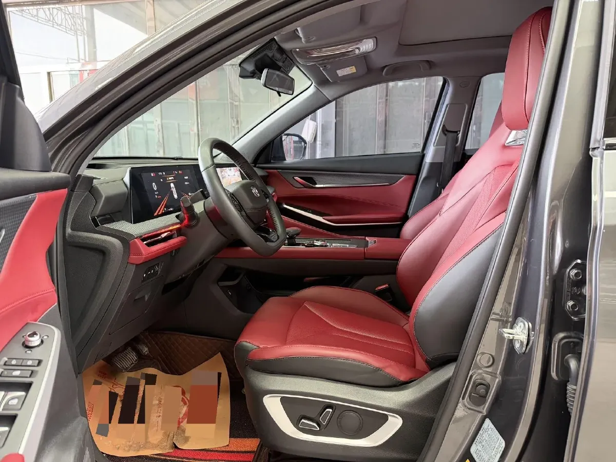 2023 ChangAn CS75 Plus 1.5T 188HP L4 8AT,autocango,china used car exporter,china ev exporter,chinese used car exporter,chinese used ev exporter