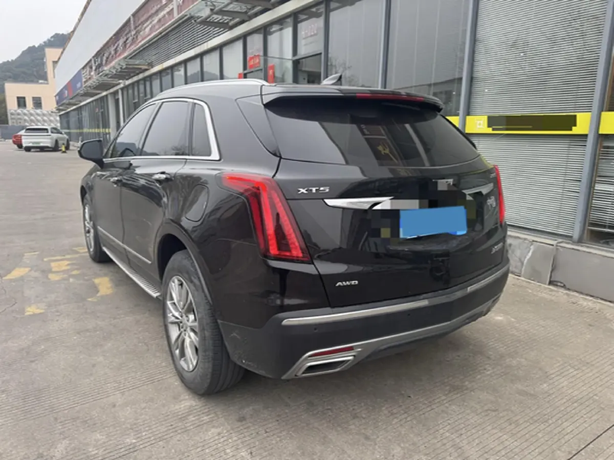 2021 Cadillac XT5 2.0T 237HP L4 9AT,autocango,china used car exporter,china ev exporter,chinese used car exporter,chinese used ev exporter