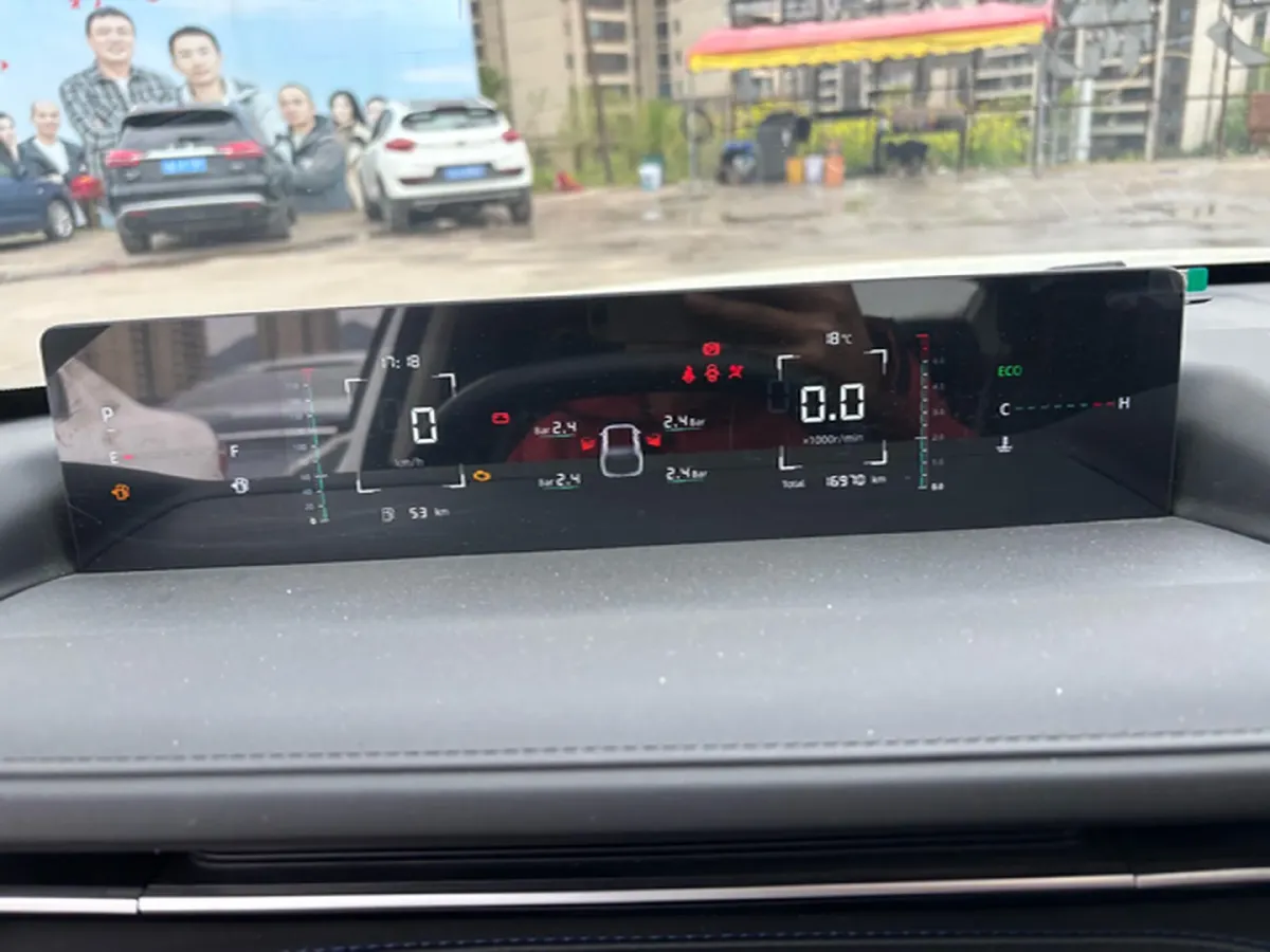 2023 ChangAn Oshan Z6 1.5T 188HP L4 7DCT,autocango,china used car exporter,china ev exporter,chinese used car exporter,chinese used ev exporter