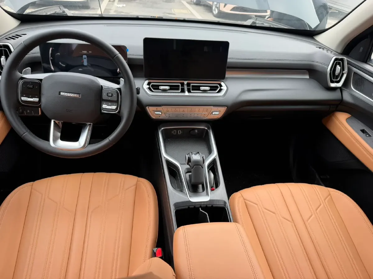 2025 Haval H5 2.0T 224HP L4 8AT,autocango,china used car exporter,china ev exporter,chinese used car exporter,chinese used ev exporter