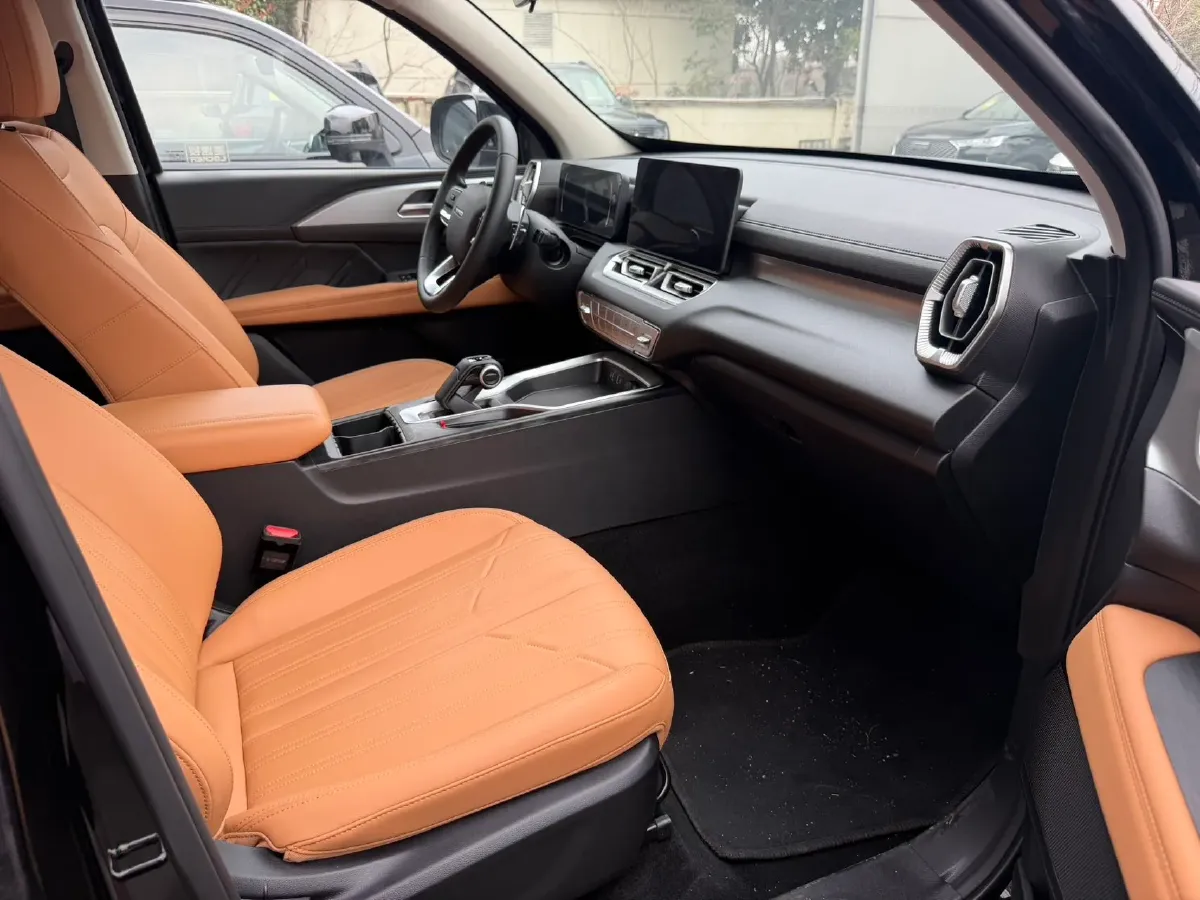 2025 Haval H5 2.0T 224HP L4 8AT,autocango,china used car exporter,china ev exporter,chinese used car exporter,chinese used ev exporter