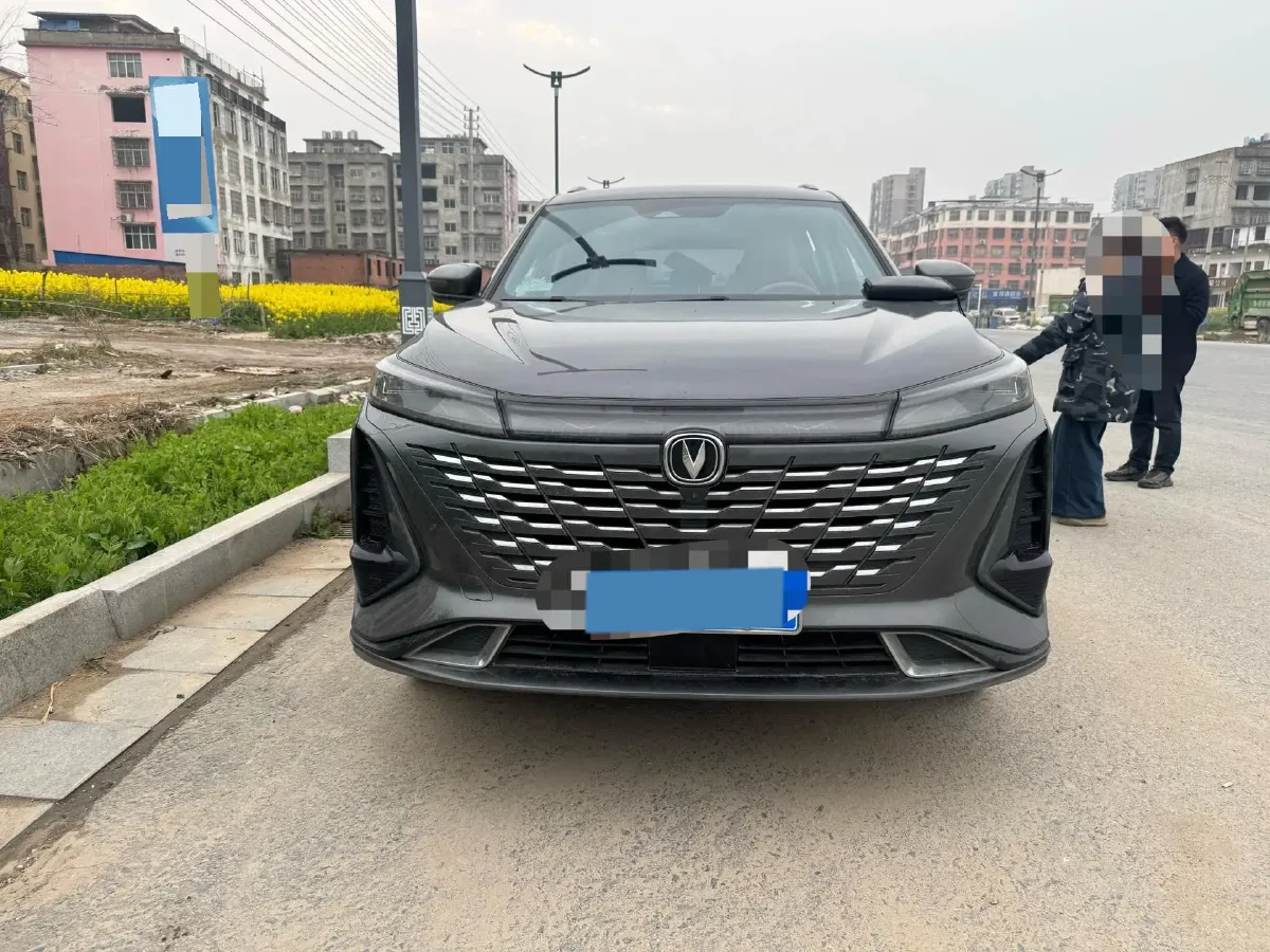 2023 ChangAn CS75 Plus 1.5T 188HP L4 8AT,autocango,china used car exporter,china ev exporter,chinese used car exporter,chinese used ev exporter