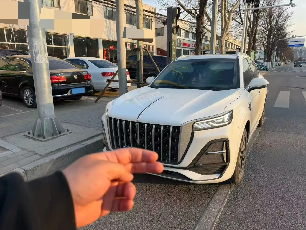 2023 HongQi HS5 2.0T 252HP L4 8AT,autocango,china used car exporter,china ev exporter,chinese used car exporter,chinese used ev exporter