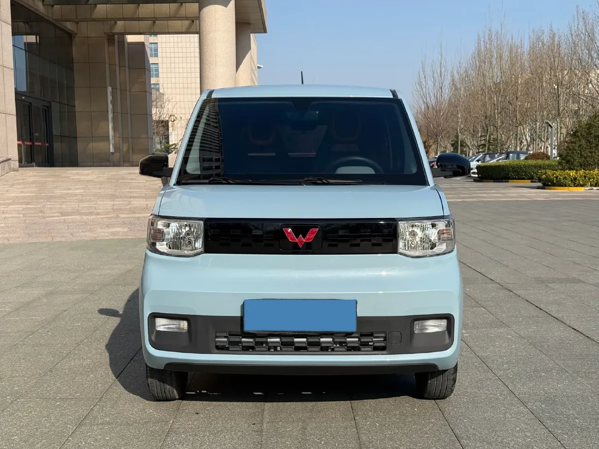 2022 WuLing HongGuang MINI EV BEV 13.8KWH,autocango,china used car exporter,china ev exporter,chinese used car exporter,chinese used ev exporter