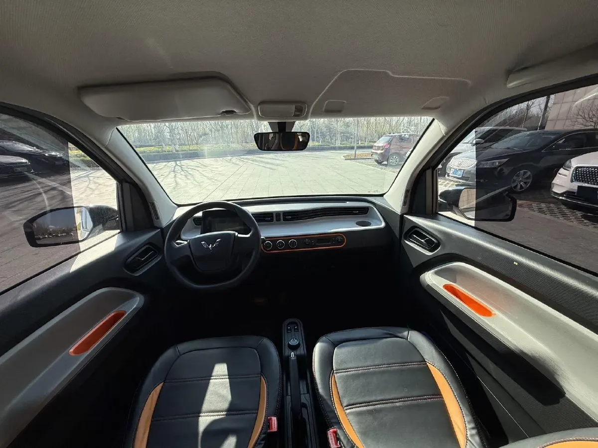 2022 WuLing HongGuang MINI EV BEV 13.8KWH,autocango,china used car exporter,china ev exporter,chinese used car exporter,chinese used ev exporter