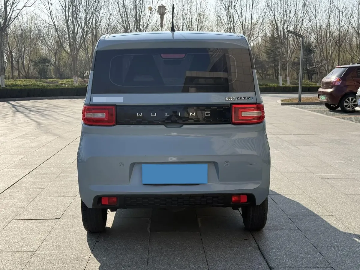 2022 WuLing HongGuang MINI EV BEV 13.8KWH,autocango,china used car exporter,china ev exporter,chinese used car exporter,chinese used ev exporter