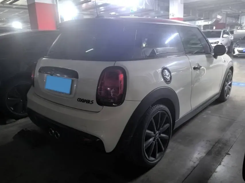 2021 MINI MINI 2.0T 192HP L4 7DCT,autocango,china used car exporter,china ev exporter,chinese used car exporter,chinese used ev exporter