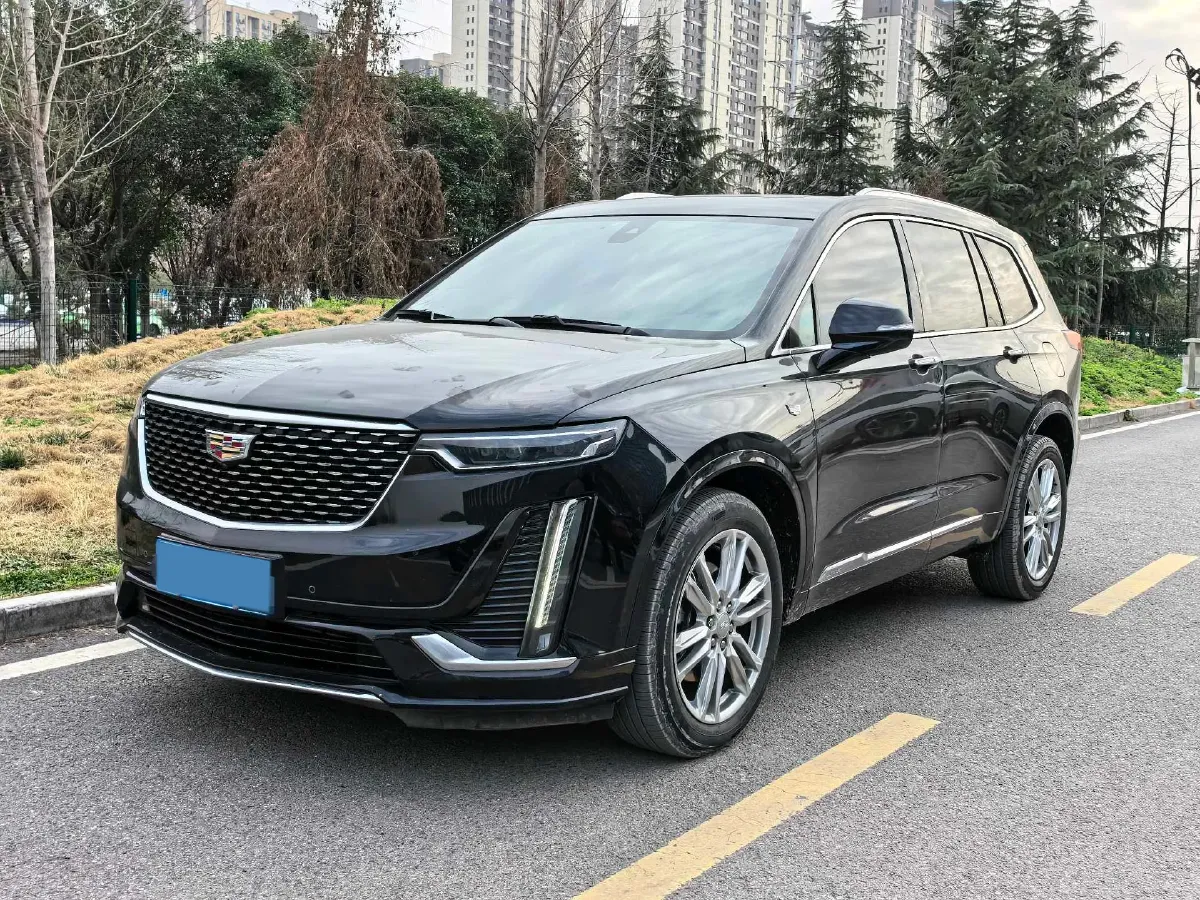 2022 Cadillac XT6 2.0T 237HP L4 9AT,autocango,china used car exporter,china ev exporter,chinese used car exporter,chinese used ev exporter