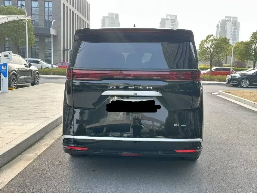 2024 Denza D9 1.5T 139HP L4 E-CVT PHEV 40KWH,autocango,china used car exporter,china ev exporter,chinese used car exporter,chinese used ev exporter